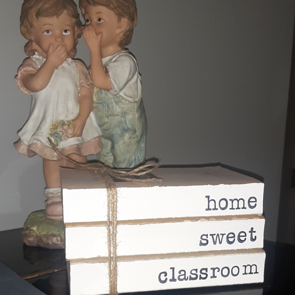 Book Decor - Picture 2 of 2